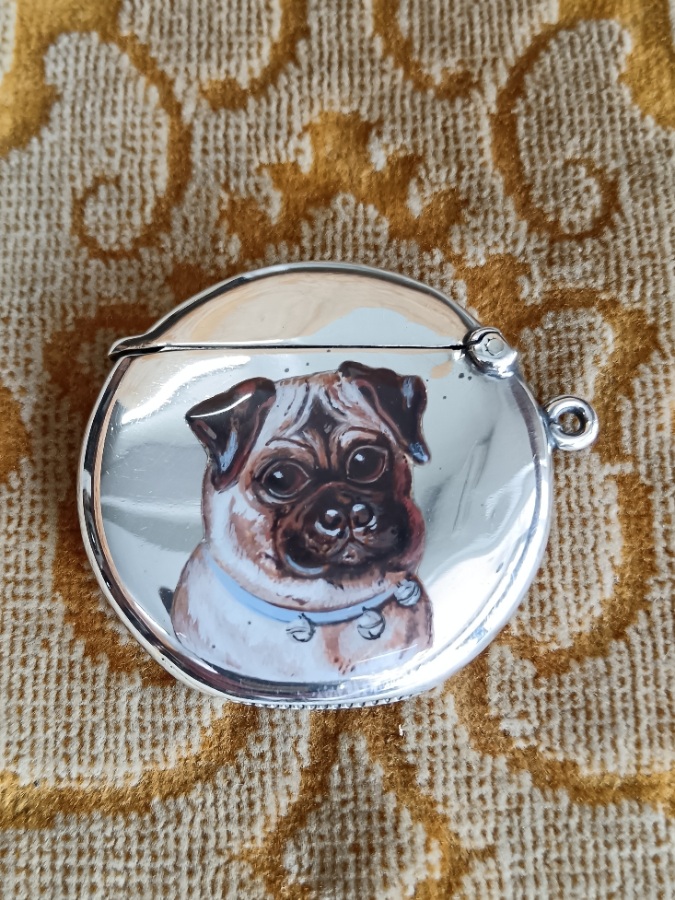 Edwardian Silver Pug Dog Vesta Case 1906 (2).jpg